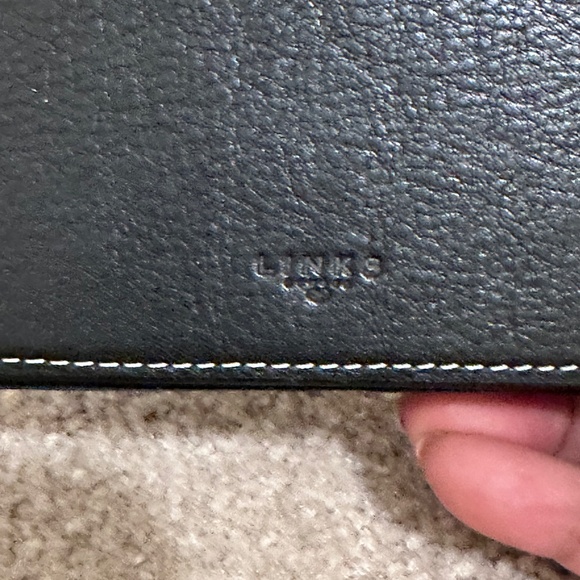 Links of London genuine leather card holder - Picture 2 of 3